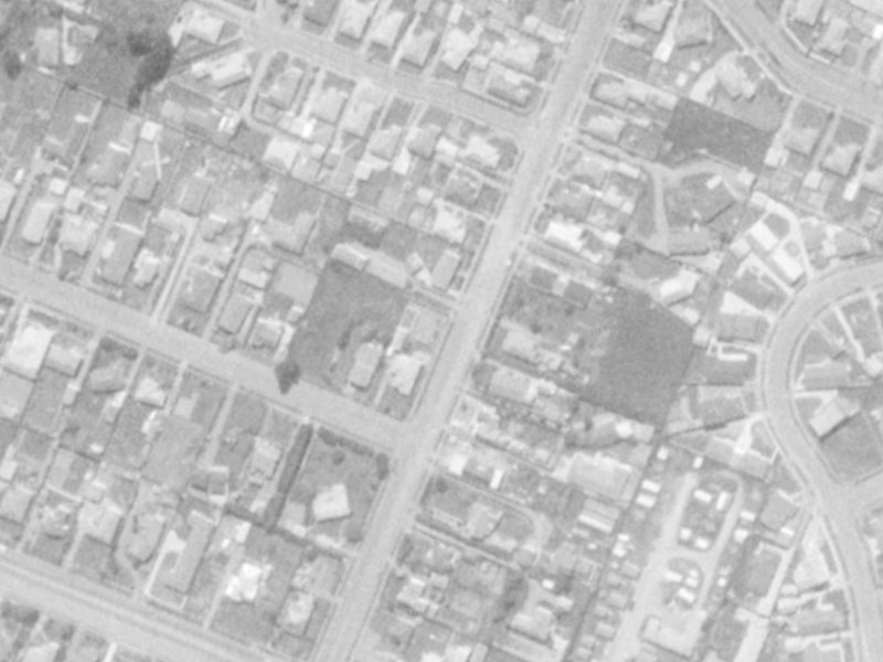 21 Fovant Street from the air, 1975-1979
