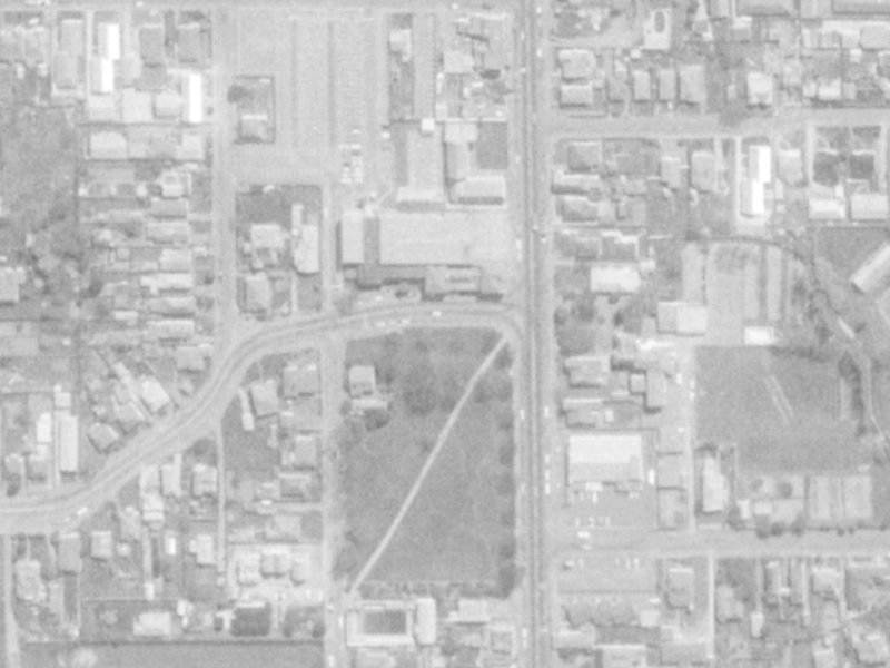 73-75 London Street from the air, 1975-1979
