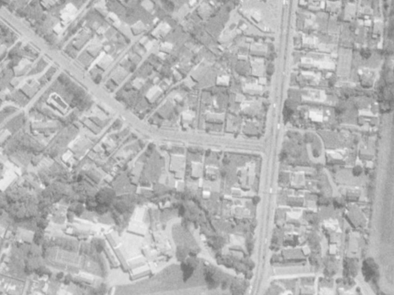 7 Hamilton Avenue from the air, 1975-1979