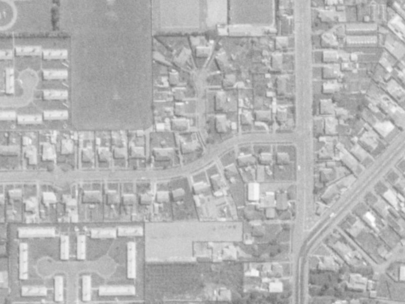 3–13 Braemar Place from the air, 1975-1979