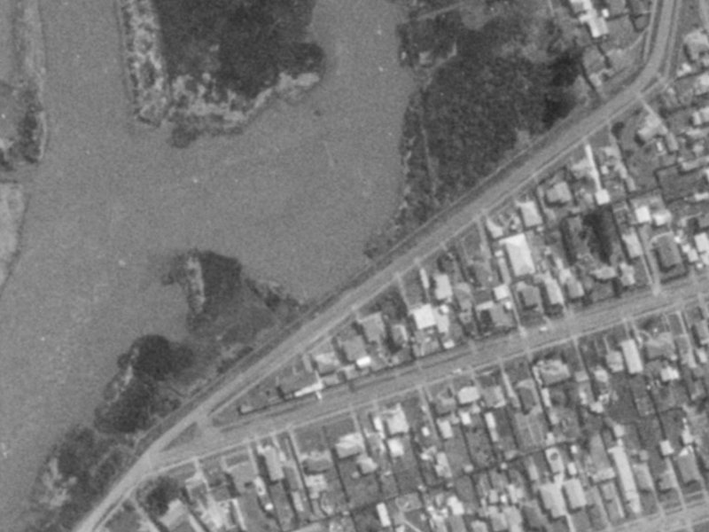 9-43 Kibblewhite Street from the air, 1975-1979