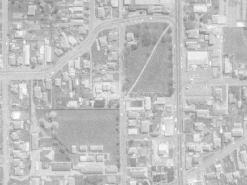 31 Pavitt Street from the air, 1975-1979
