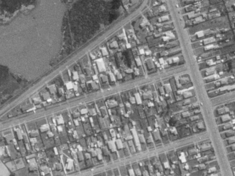 25 Falcon Street from the air, 1975-1979