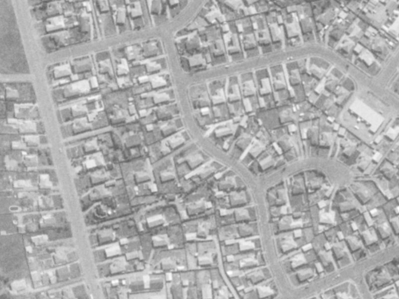 23 Niagara Street from the air, 1975-1979
