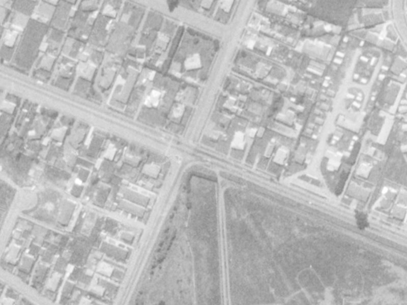 386 Yaldhurst Road from the air, 1975-1979
