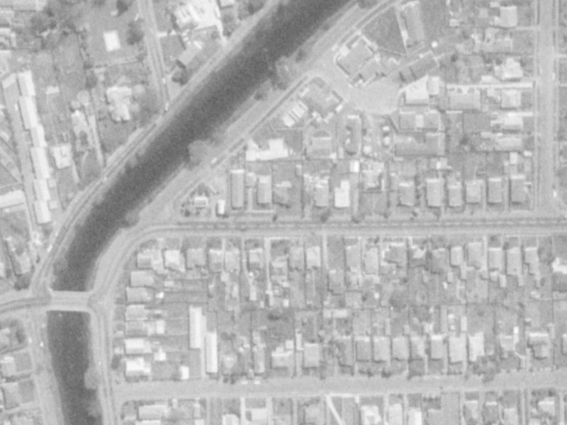 15 Retreat Road from the air, 1975-1979