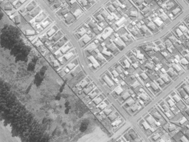 9 Rowses Road from the air, 1975-1979