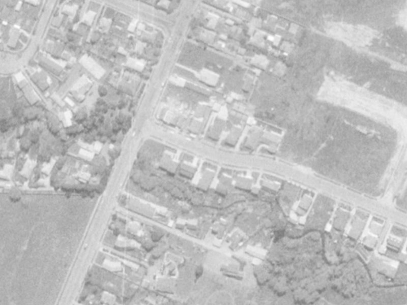 65 Parkstone Avenue from the air, 1975-1979