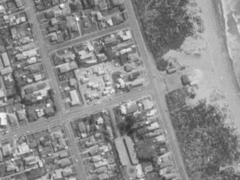 5 Bridge Street from the air, 1975-1979