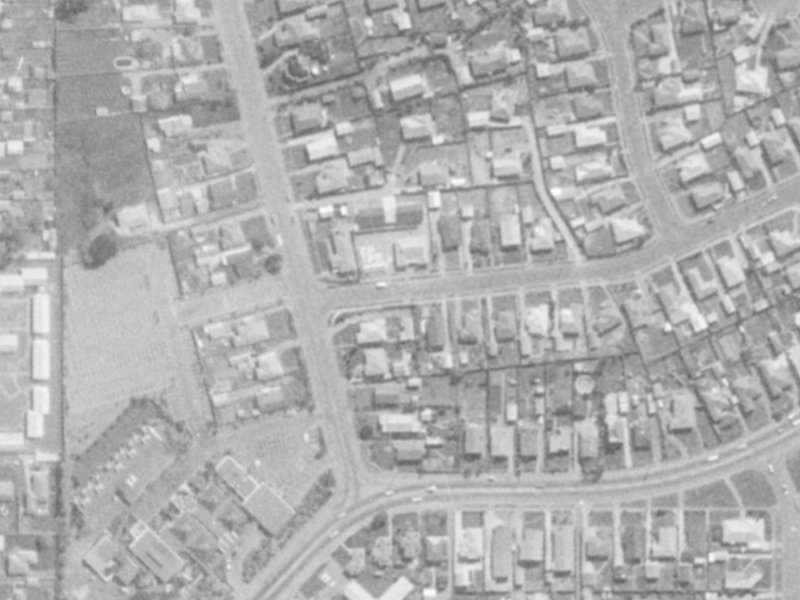 5B Vancouver Crescent from the air, 1975-1979