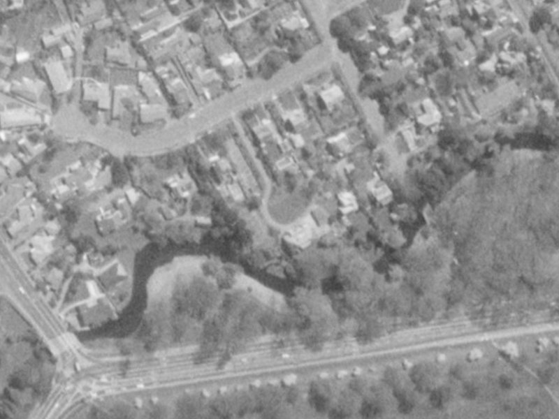 10 Desmond Street from the air, 1975-1979