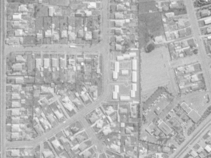 3-4 Lyn Christie Place from the air, 1975-1979