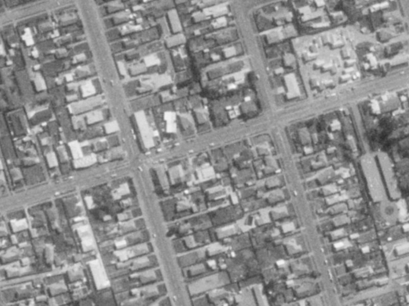 37 Bridge Street from the air, 1975-1979