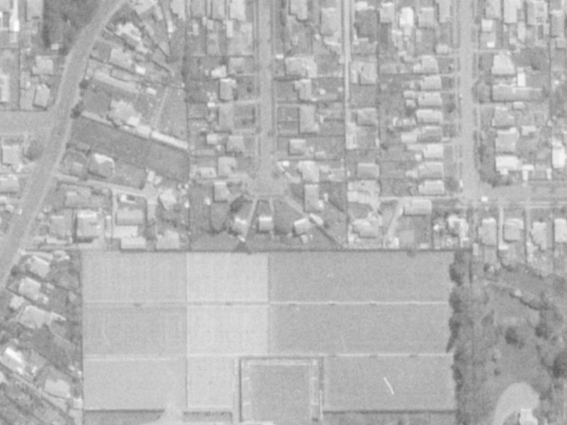 21 Highbury Place from the air, 1975-1979