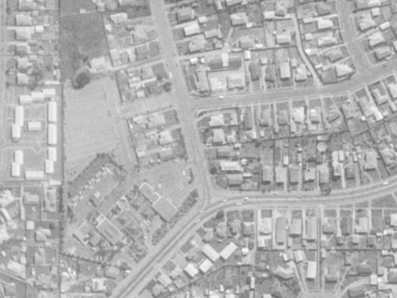 77 Cuffs Road from the air, 1975-1979