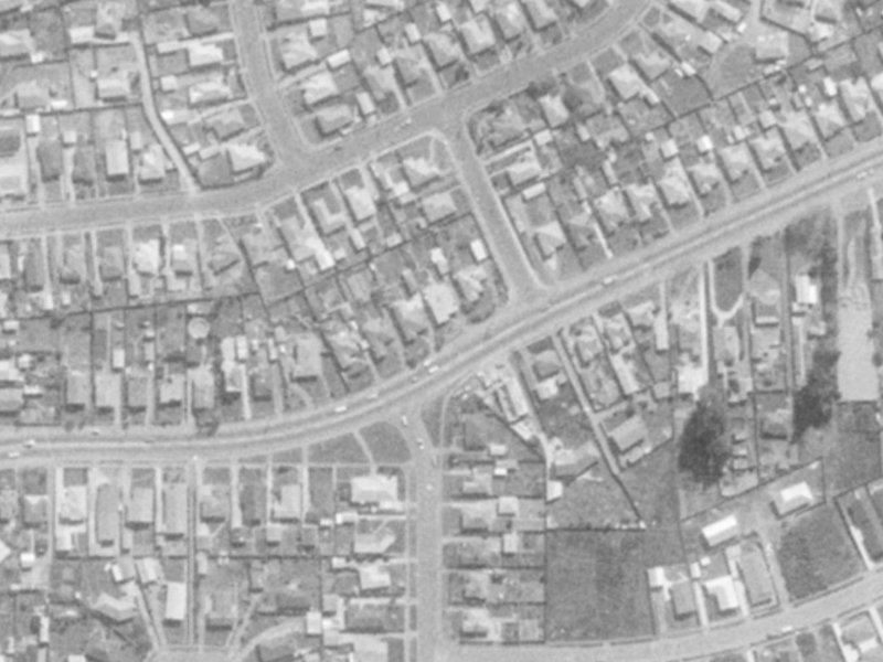 89 Pages Road from the air, 1975-1979