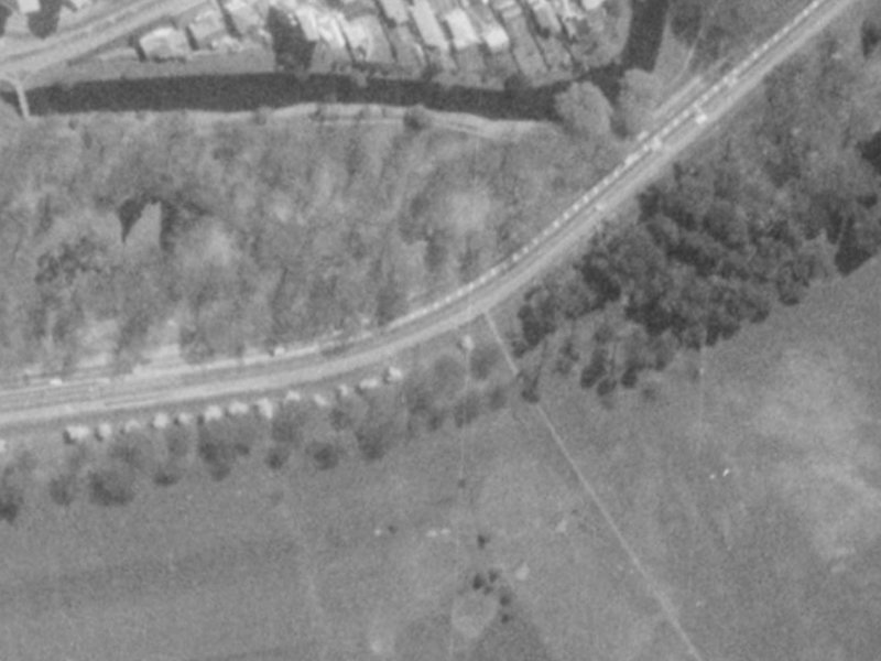 4 Millbank Lane from the air, 1975-1979