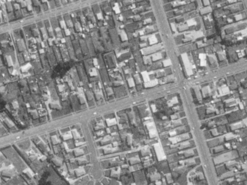 64 Bridge Street from the air, 1975-1979