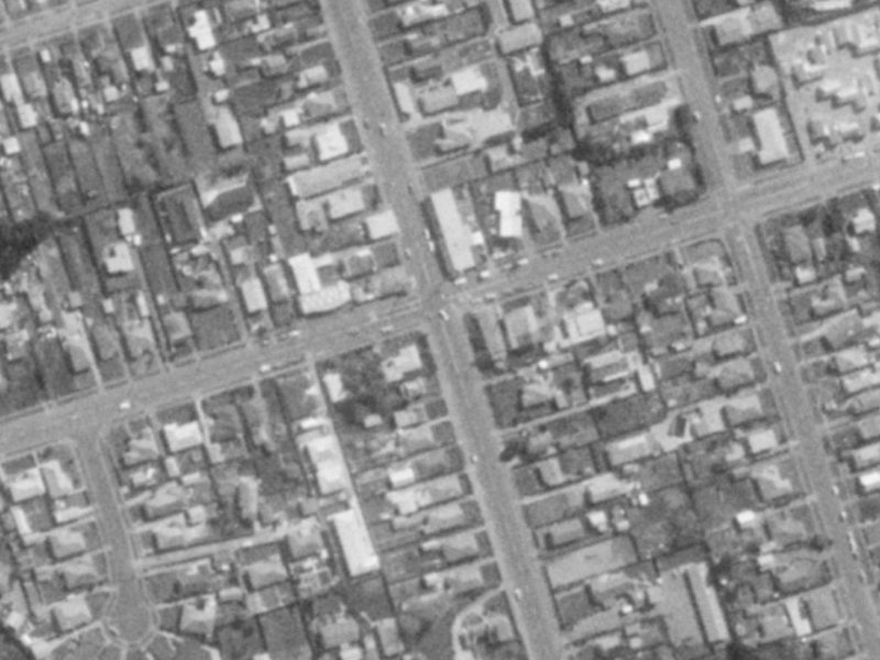 92 Estuary Road from the air, 1975-1979