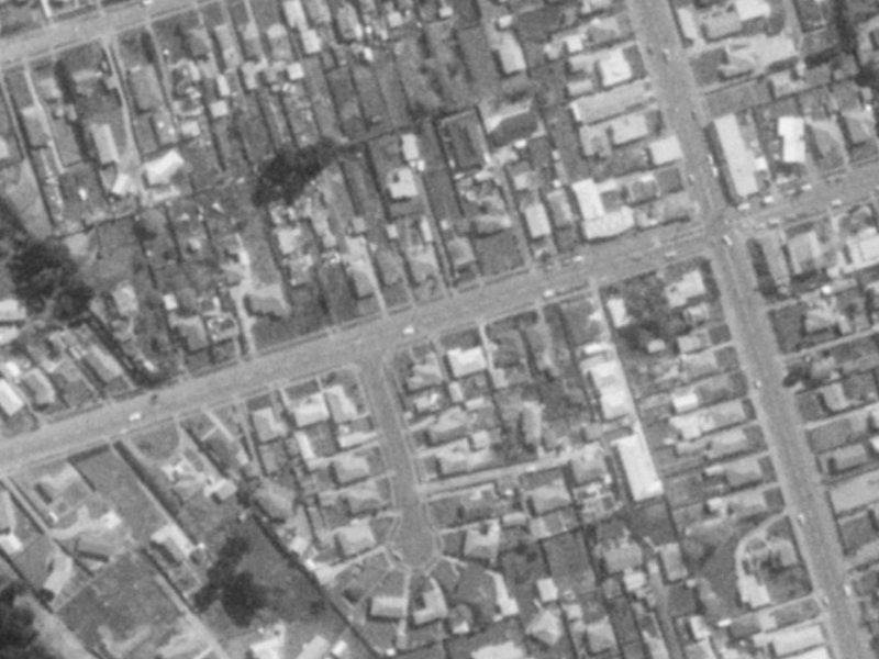 69 Bridge Street from the air, 1975-1979