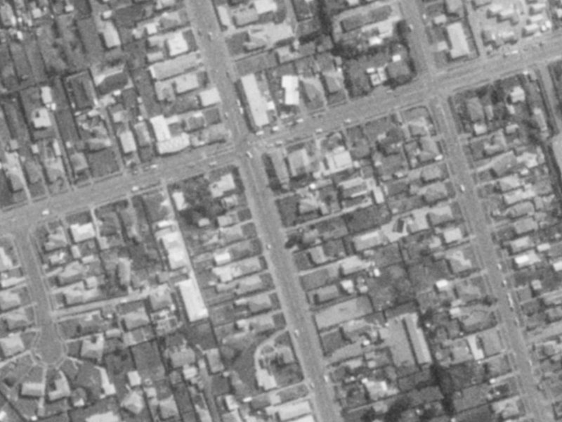 107 Estuary Road from the air, 1975-1979