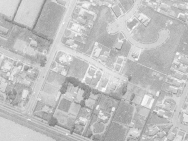 23 Broadfell Avenue from the air, 1975-1979