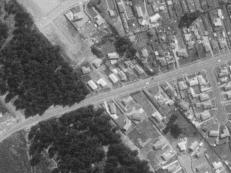 106 Bridge Street from the air, 1975-1979