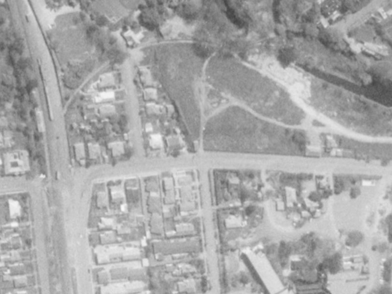 10E Matai Street East from the air, 1975-1979