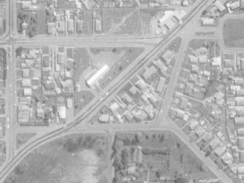 6 Pages Road from the air, 1975-1979