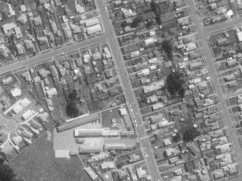 148 Estuary Road from the air, 1975-1979
