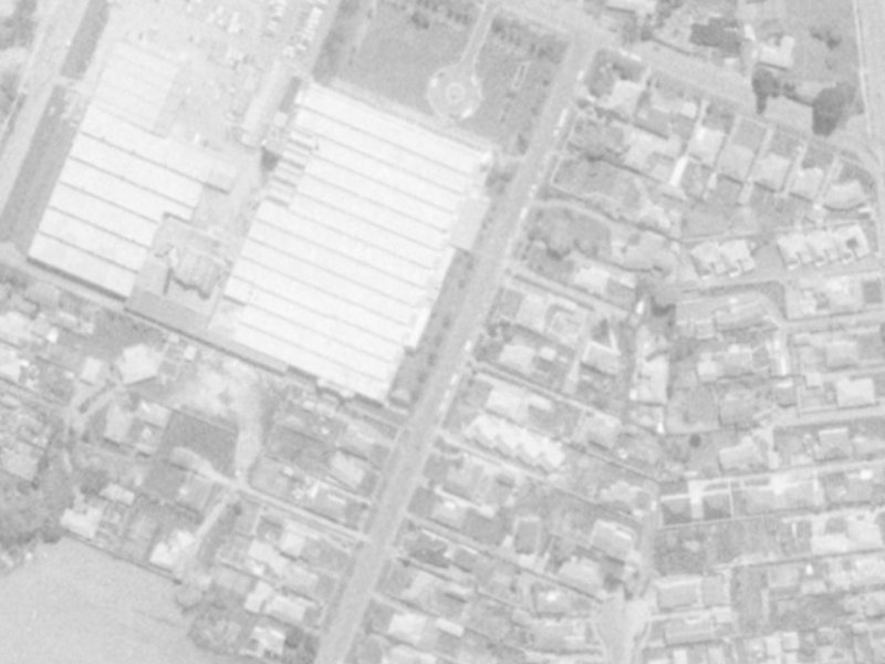64 Peer Street from the air, 1975-1979