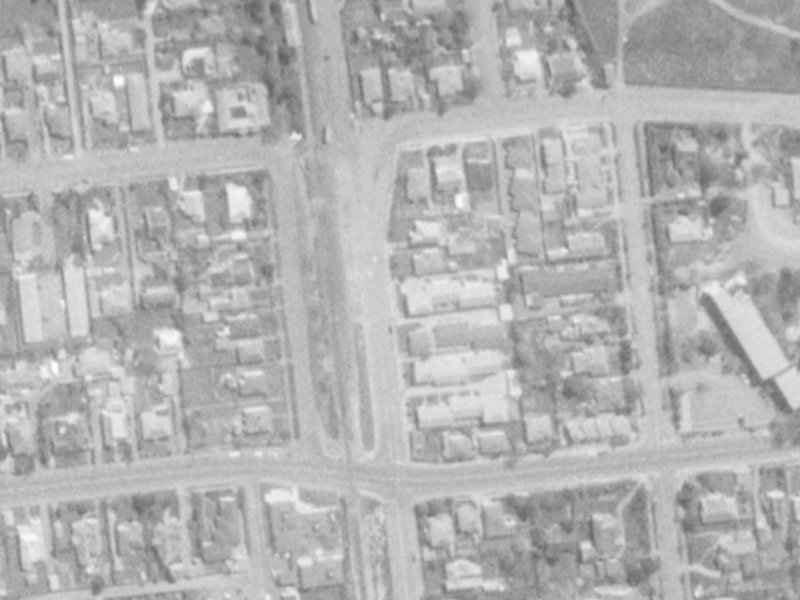 32 Mona Vale Avenue from the air, 1975-1979
