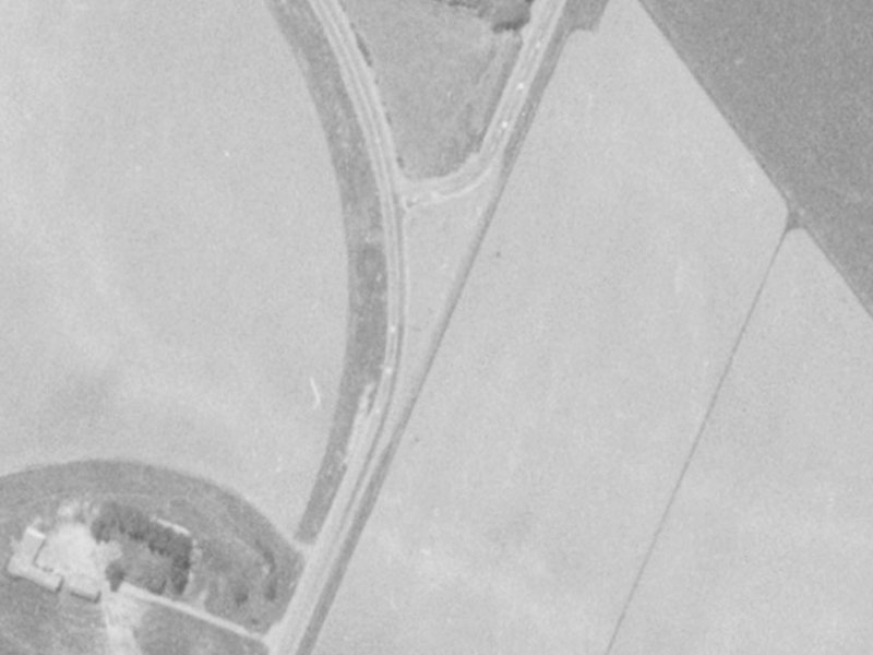 258–300 Carmen Road from the air, 1975-1979