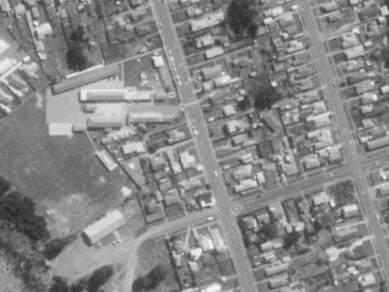 179 Estuary Road from the air, 1975-1979