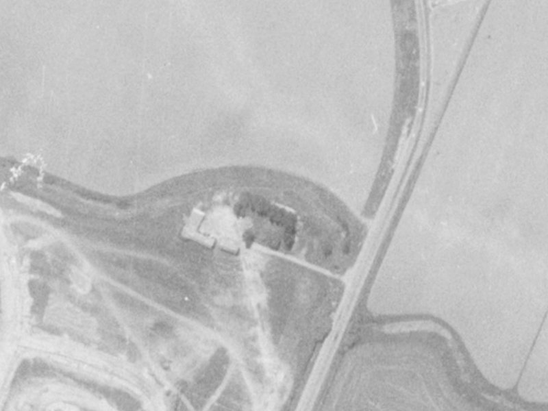 64 Kintyre Drive from the air, 1975-1979