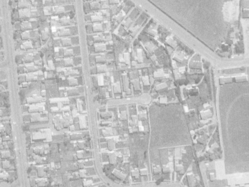 5A Milnebank Street from the air, 1975-1979