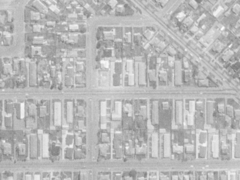 557 Gloucester Street from the air, 1975-1979