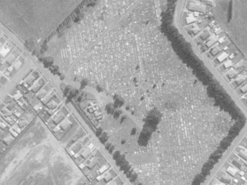 31 Butterfield Avenue from the air, 1975-1979