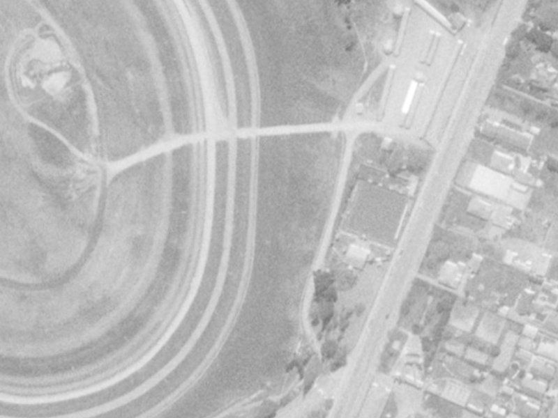 Racecourse Road from the air, 1975-1979