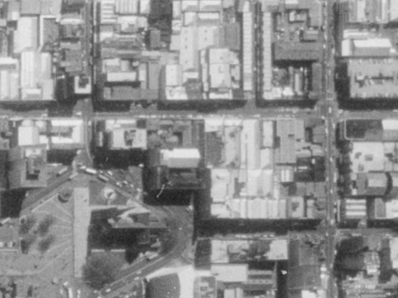 146E Gloucester Street from the air, 1975-1979