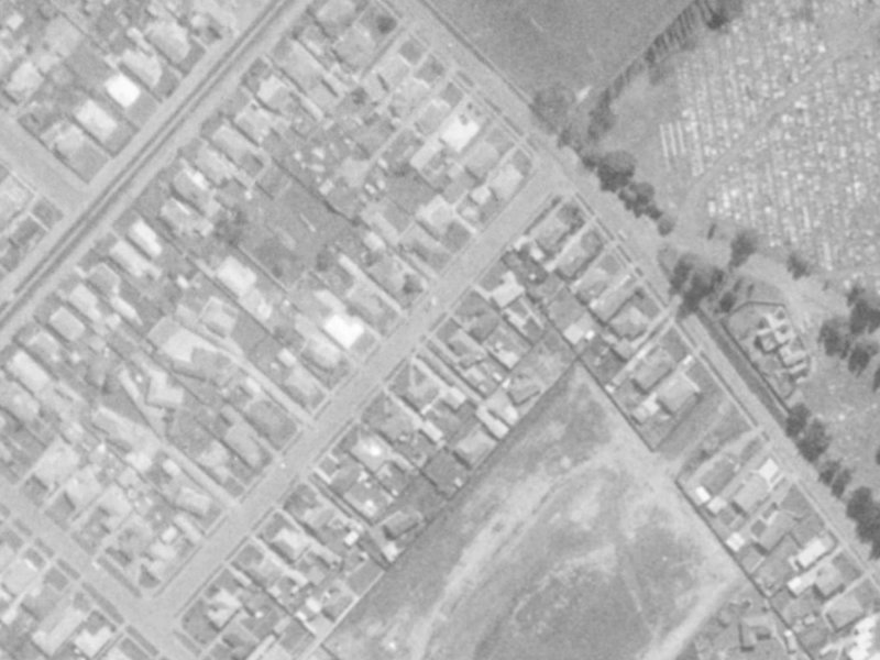 28 Pauline Street from the air, 1975-1979