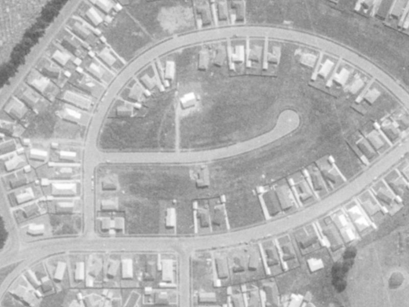 17A Taranui Place from the air, 1975-1979