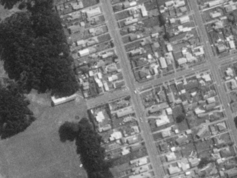 60 Jellicoe Street from the air, 1975-1979