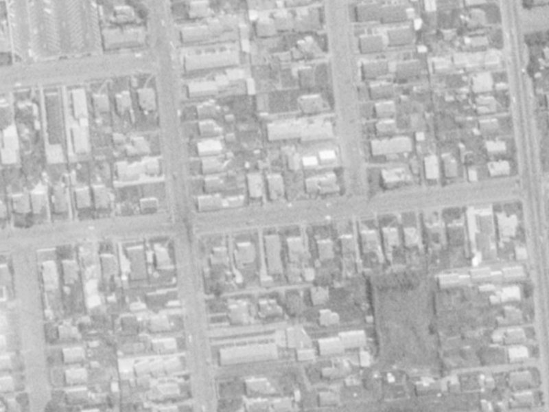 44A Peverel Street from the air, 1975-1979