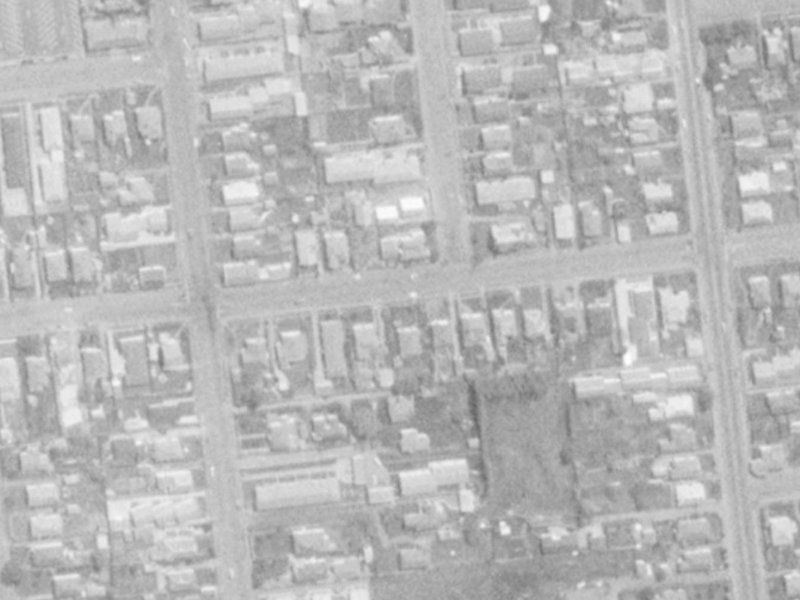 41 Peverel Street from the air, 1975-1979
