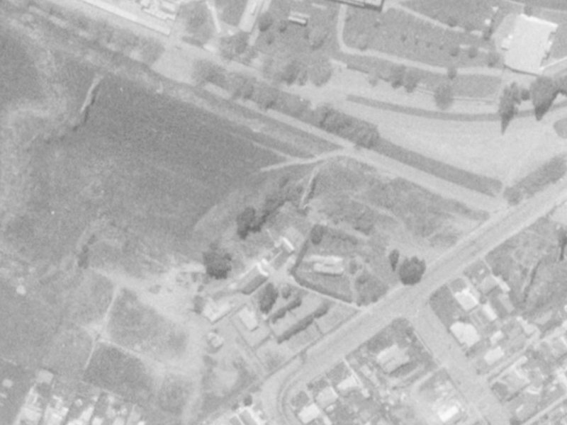 8A Showgate Avenue from the air, 1975-1979