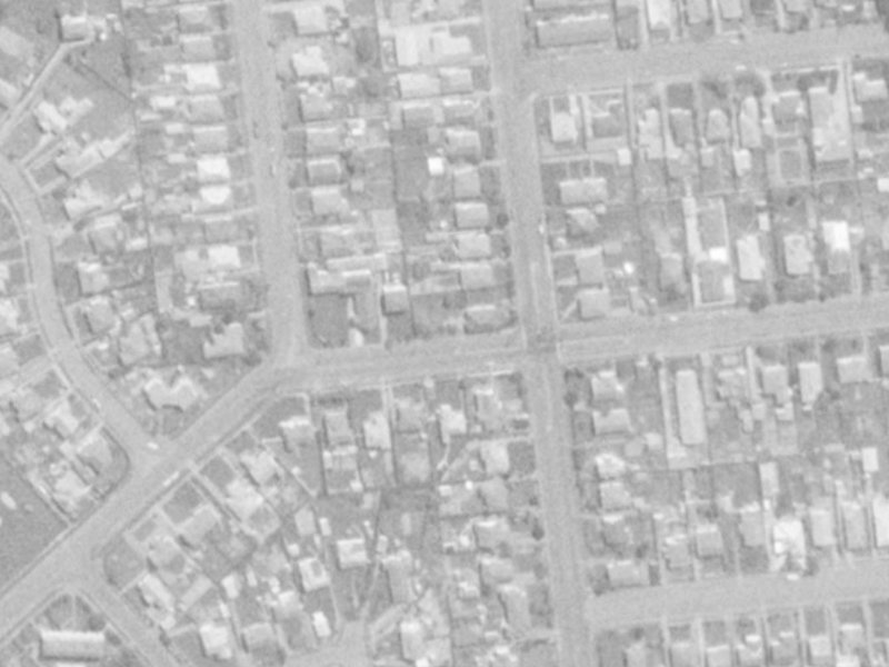 102 Peverel Street from the air, 1975-1979