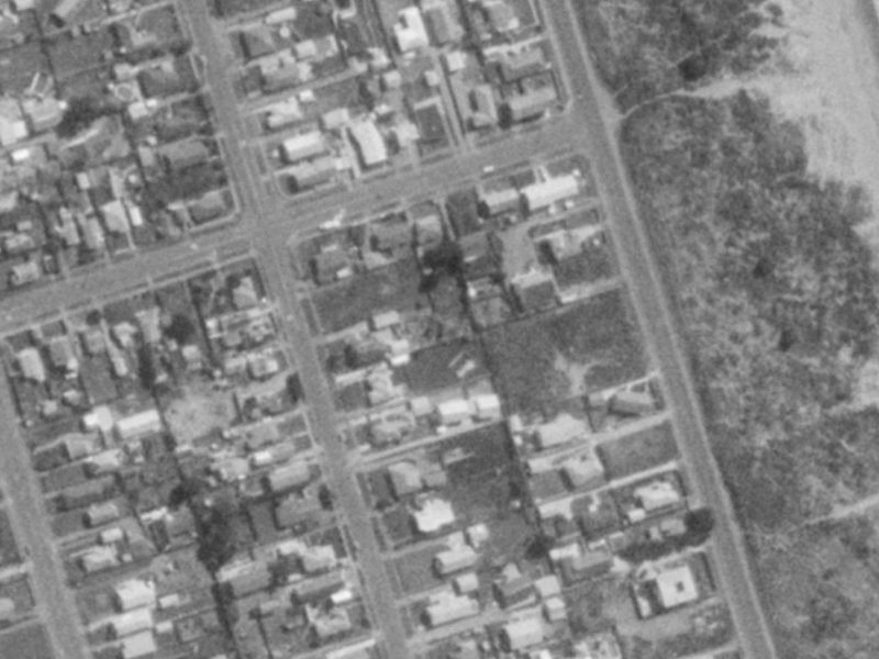 367A Pine Avenue from the air, 1975-1979