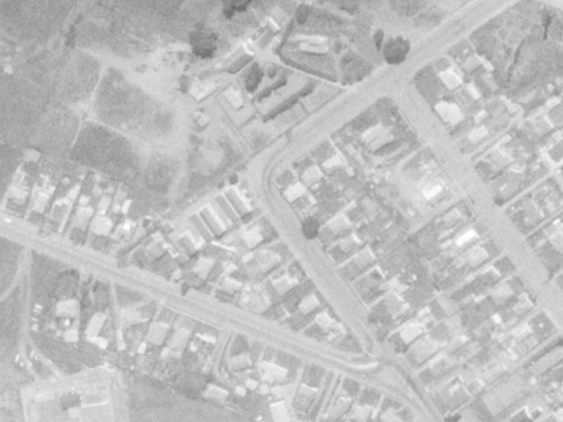 91 Racecourse Road from the air, 1975-1979