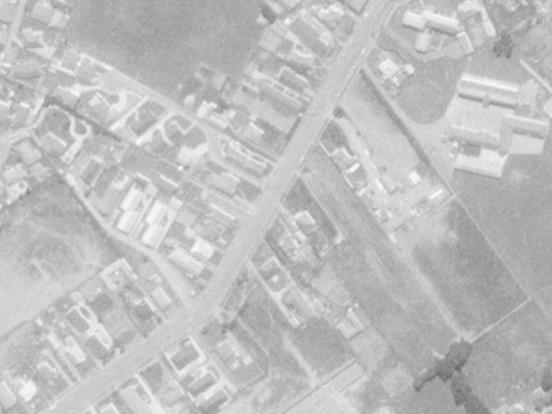 86-96 Middlepark Road from the air, 1975-1979